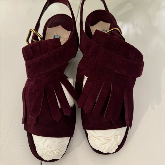 Red Prada Small Heel Sandal - Picture 4 of 15